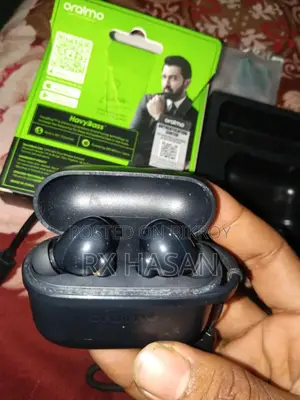 Earbuds