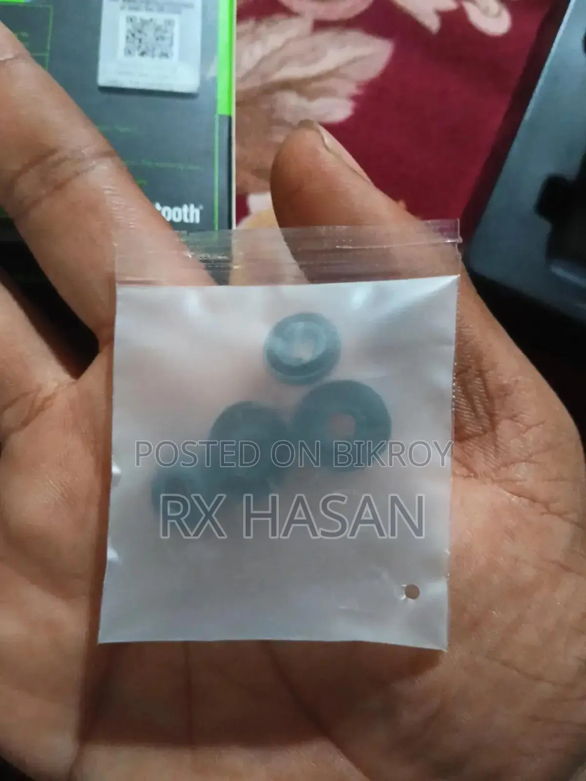 Earbuds