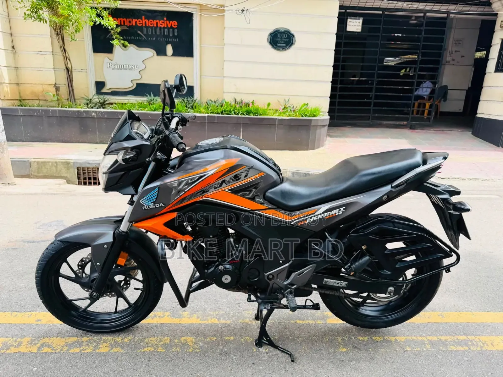 Honda Hornet 2020 Orange