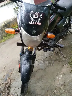 বাজাজ প্লাটিনা ১০০ ২০১৭ ব্ল্যাক