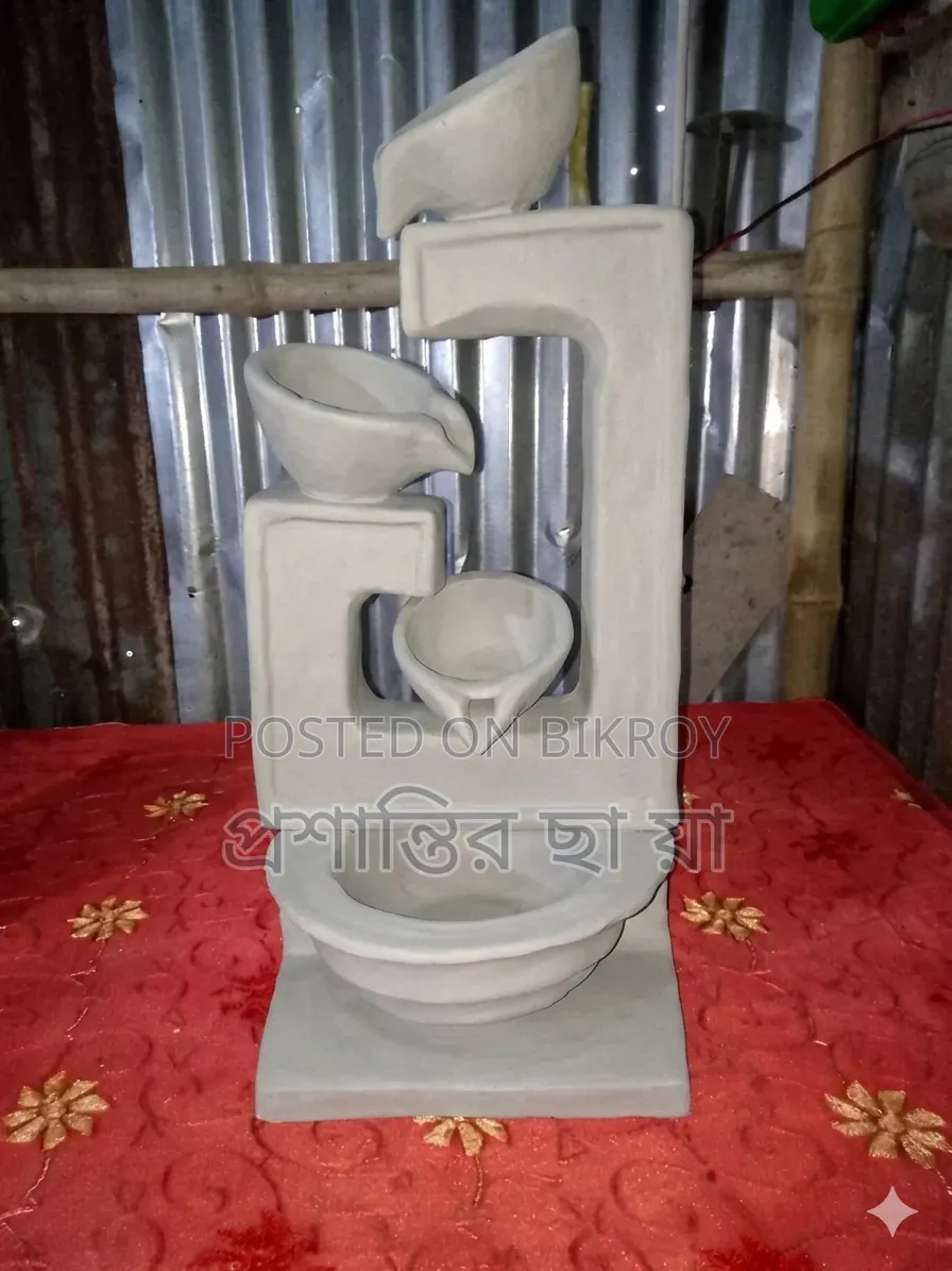 হাতে তৈরি চমৎকার মিনি জলপ্রপাত ঝর্ণা