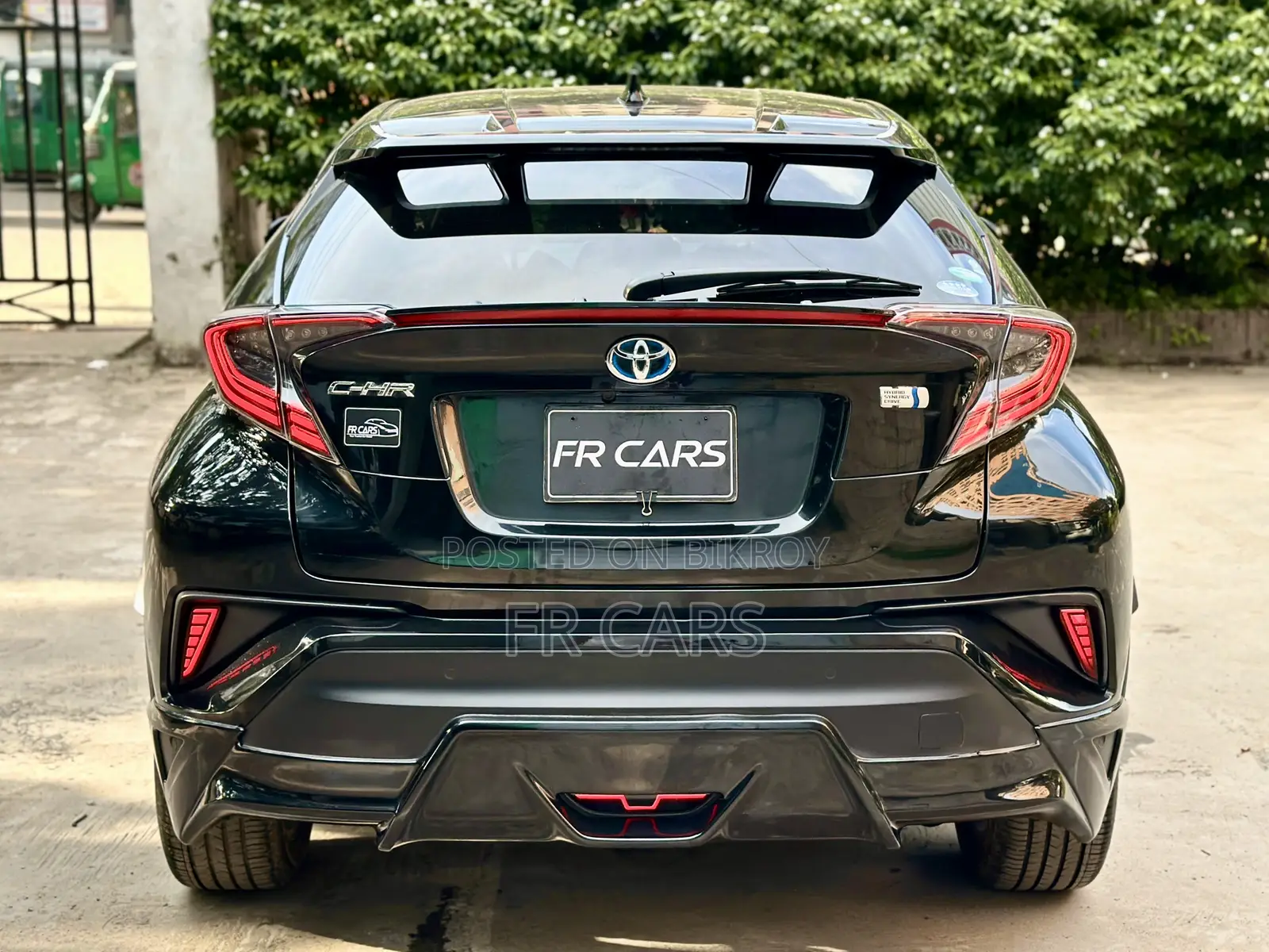 Toyota C-HR XLE FWD Sport Utility (2.0L 4cyl 2AM) 2018 Black