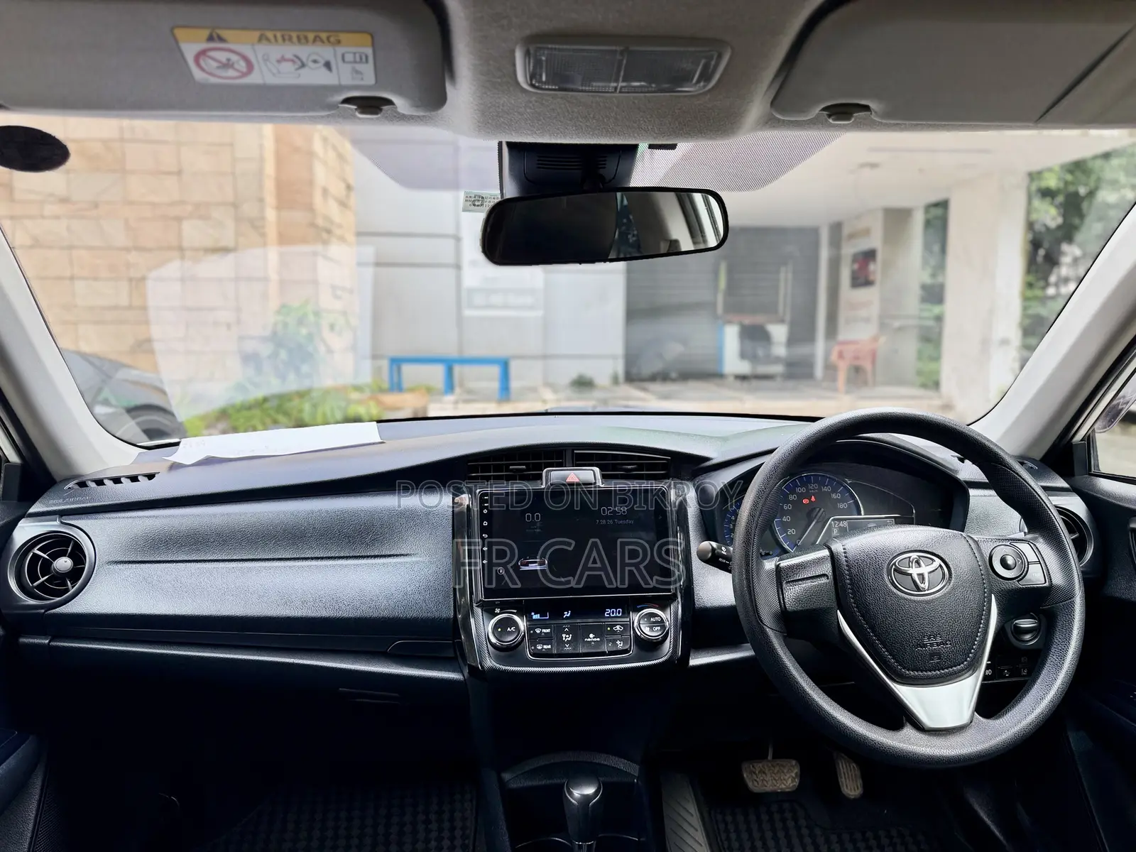 Toyota Axio 1.5 Hybrid 2WD 2019 White