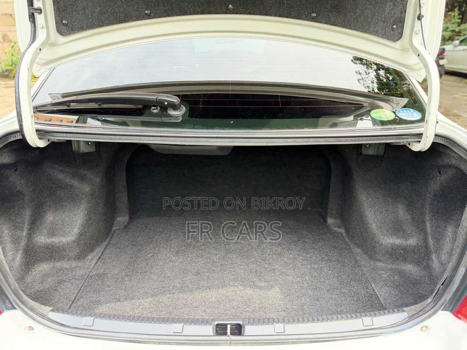 Toyota Axio 1.5 Hybrid 2WD 2019 White