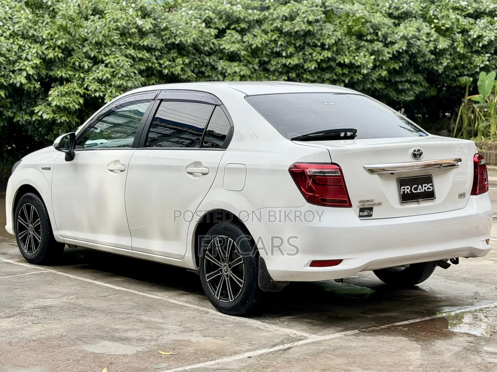 Toyota Axio 1.5 Hybrid 2WD 2019 White