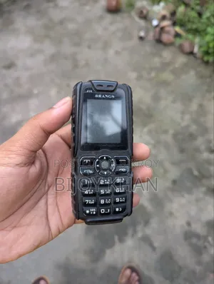মোবাইল ফোন কালো
