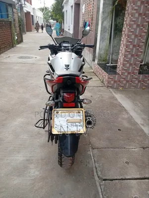 Yamaha YZF-R 2018 White