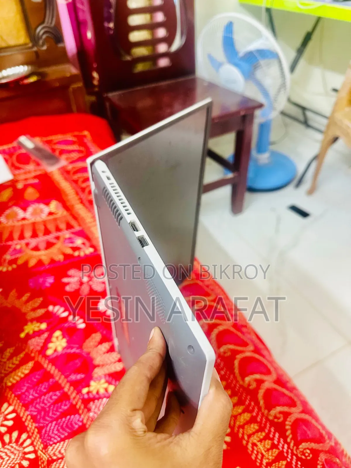ল্যাপটপ আসুস ভিভুবুক এক্স৫৪০এসএ ৪জিবি ইন্টেল কোর আই৩ এসএসডি ২৫৬জিবি