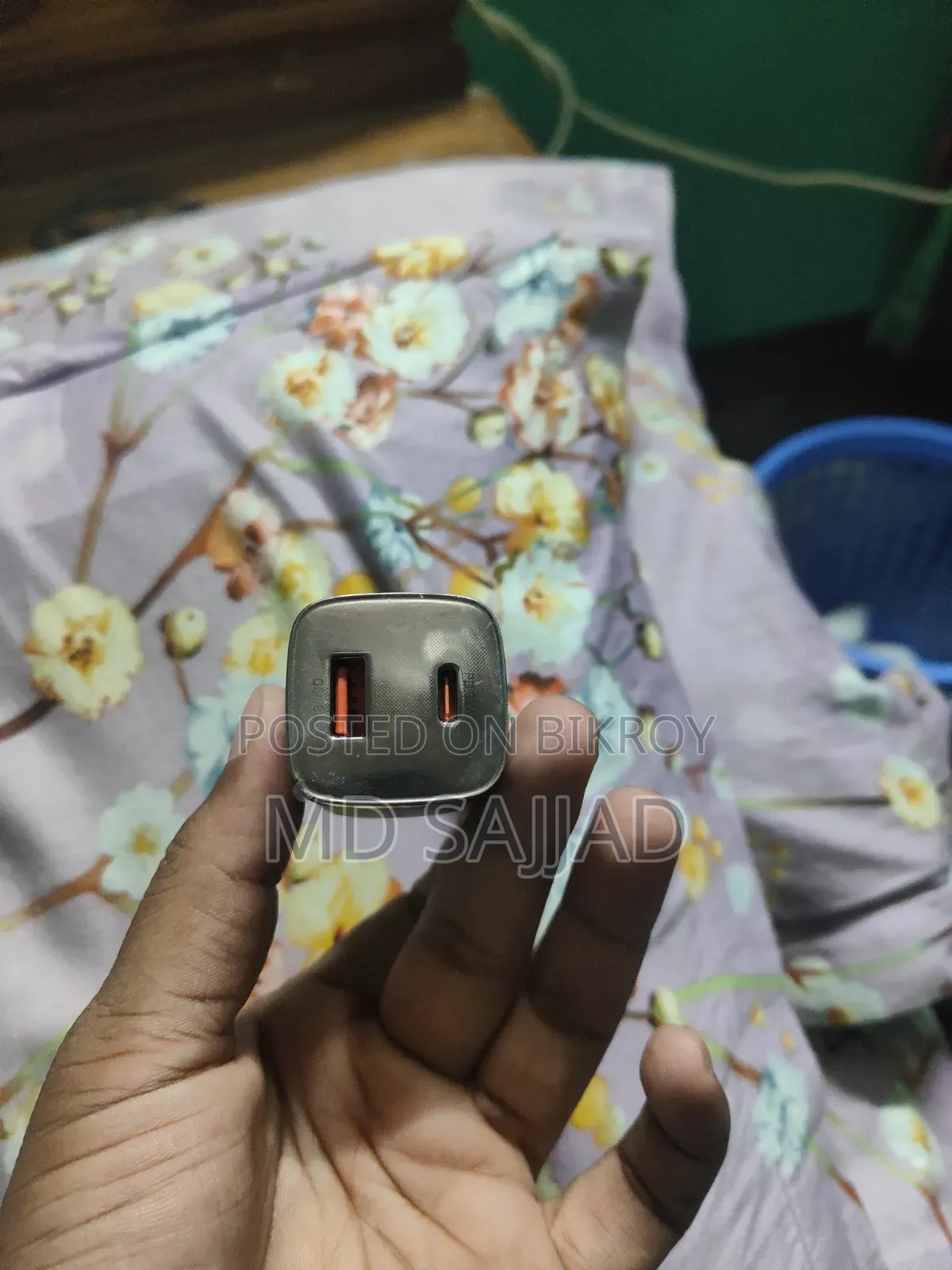 Essager 33 W Charger USB-A+type -C