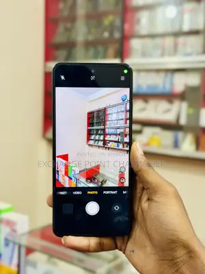 Realme C75 128 GB Black