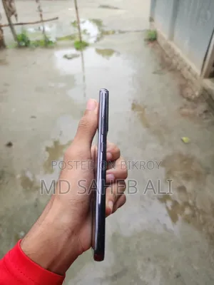 স্যামসাং গ্যালাক্সি এস২২+ ৫জি ২৫৬ জিবি ব্ল্যাক