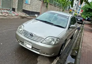 টয়োটা করোলা ২০০২ বেইজ