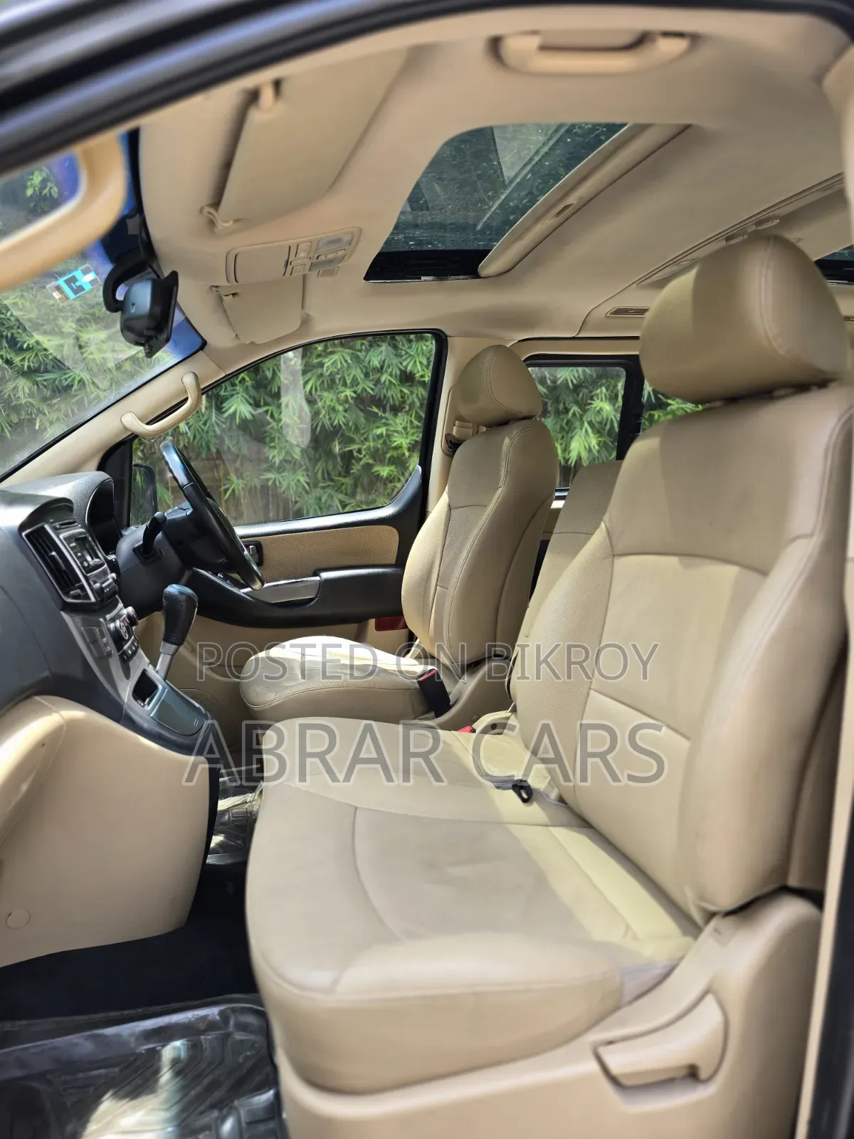 New Hyundai H300 2017 Black