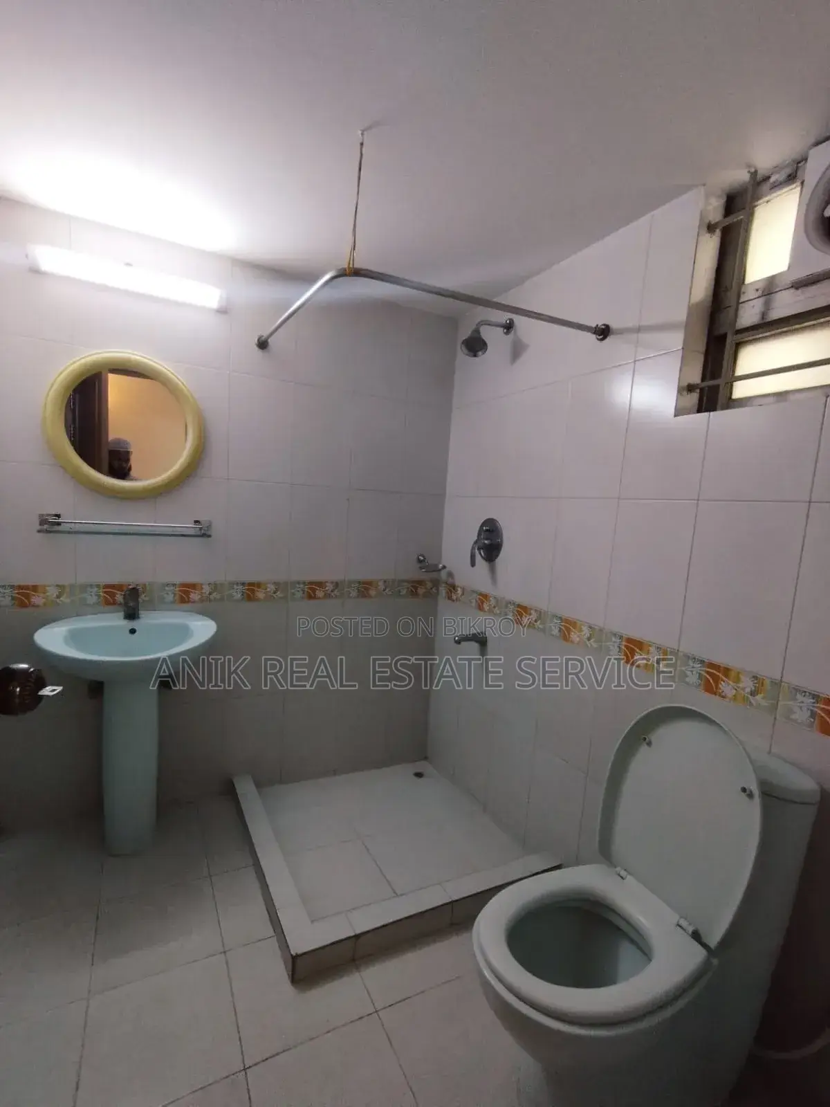 3 Bedroom Apartment in Anik Real Estate, Gulshan for Rent