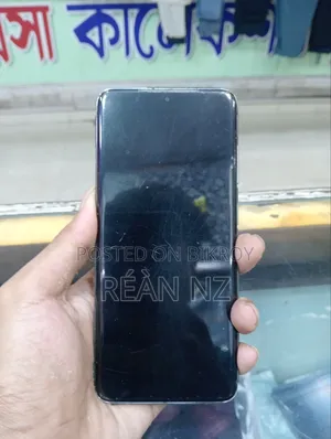 স্যামসাং গ্যালাক্সি এস২০ ৫জি ইউডব্লিউ ১২৮ জিবি কালো