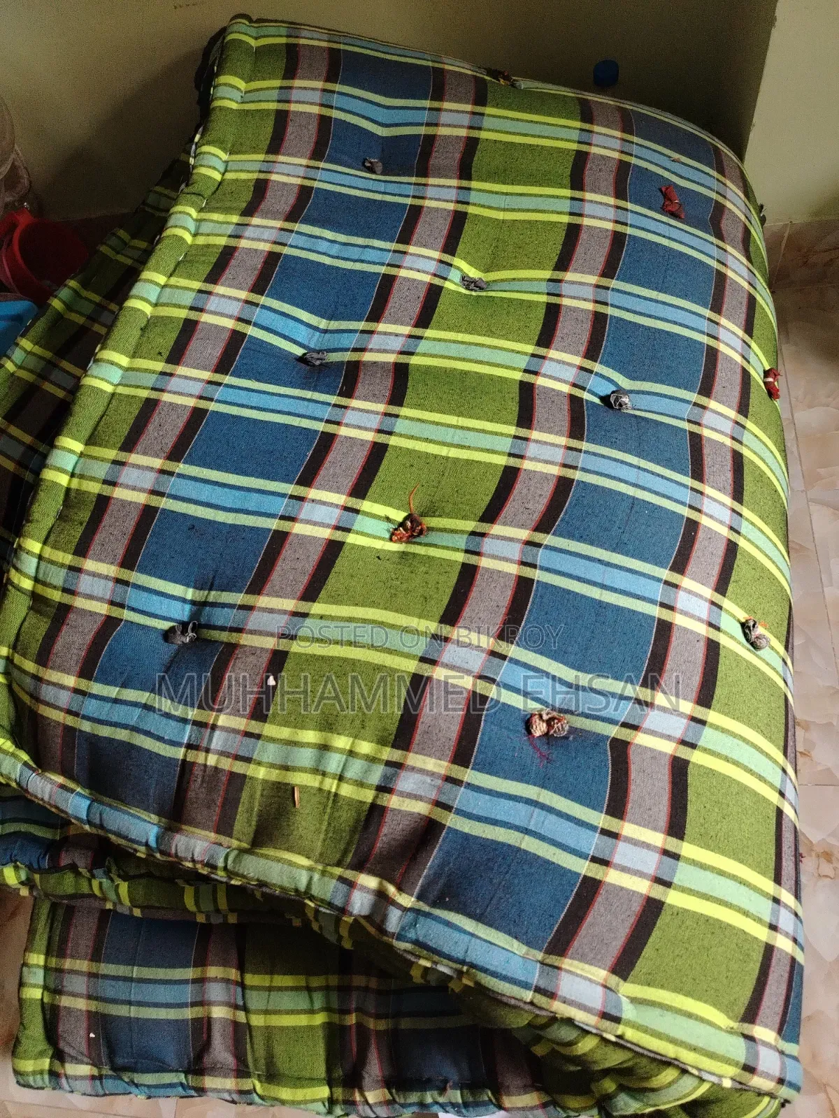 ৬-৭ খাটের মজবুত জাজিম