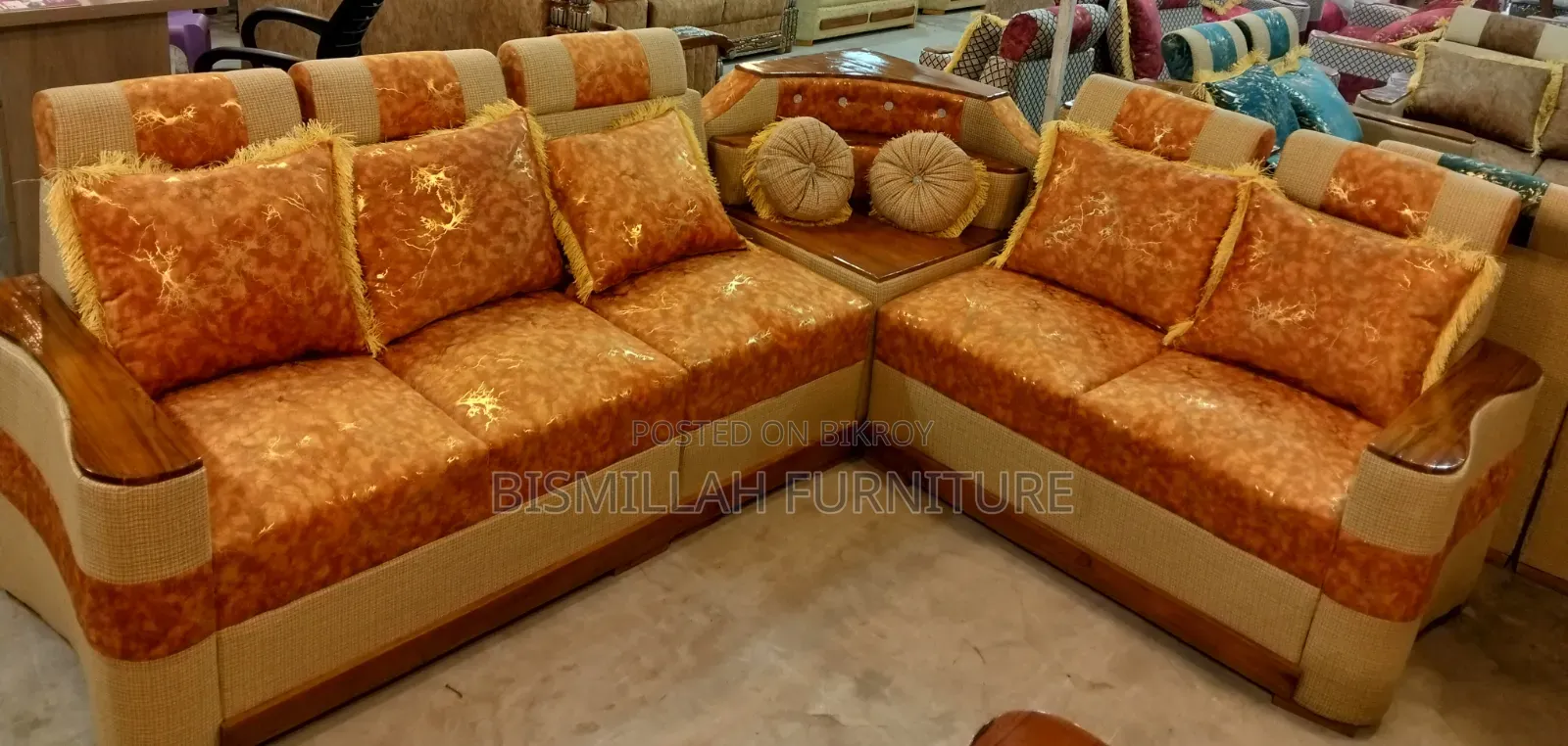 Budget Friendly 2:2:1 Sofa