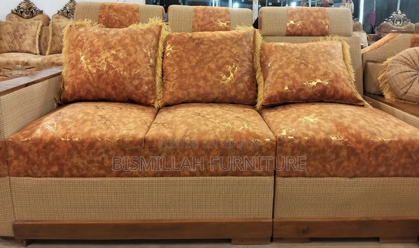 Budget Friendly 2:2:1 Sofa