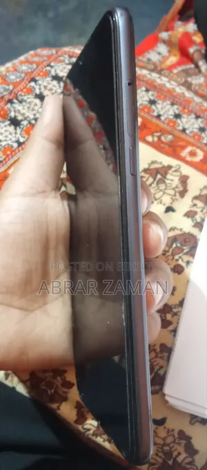 এলজি এ২৯০ গ্রে