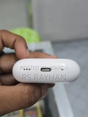 অ্যাপল এয়ারপডস প্রো ২য় জেনারেশন