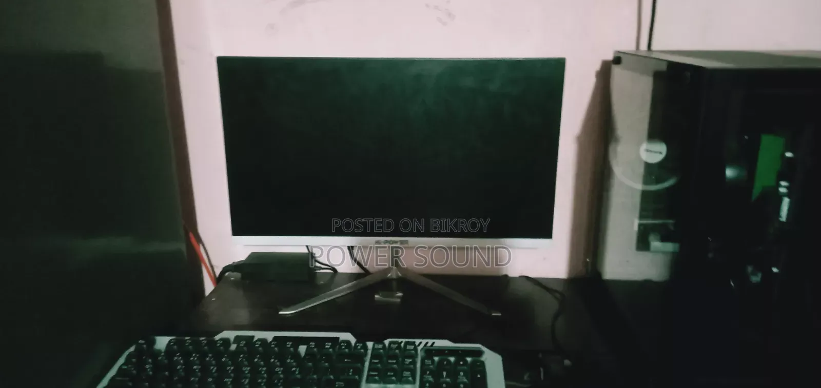 Desktop Computer MSI Model 8GB AMD Ryzen 5 SSD 256GB