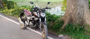 ইয়ামাহা এফজেডএস ভি৩ ২০২২ কালো