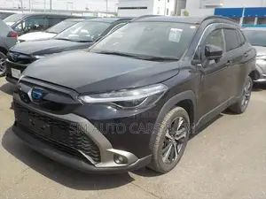 টয়োটা করোল্লা ক্রস ২০২২ কালো