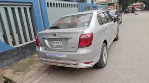 Toyota Axio 2015 Silver