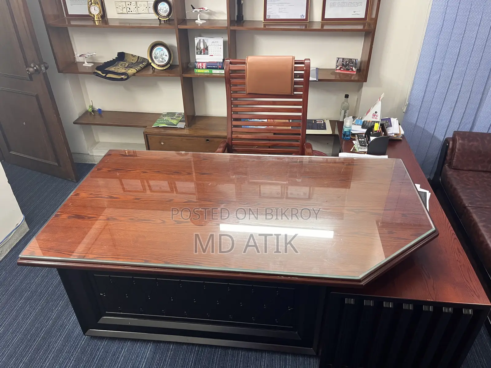 Office Boss/Manager Setup (Table+Chair)