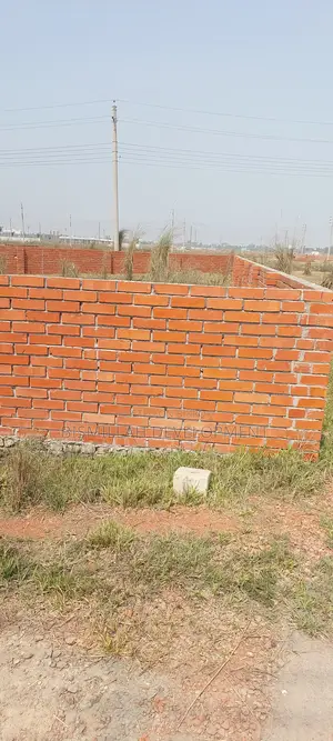৫ কাঠা জমি বিক্রি পি-ব্লক@বসুন্ধরা আবাসিক এলাকা