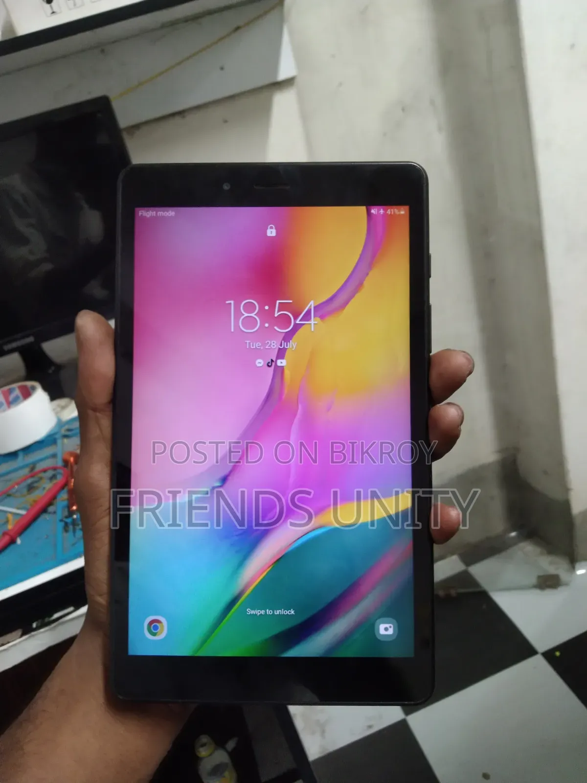 স্যামসাং ৩২ জিবি কালো