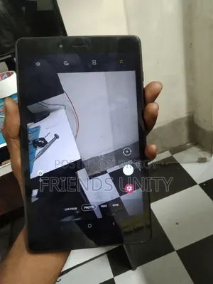 স্যামসাং ৩২ জিবি কালো