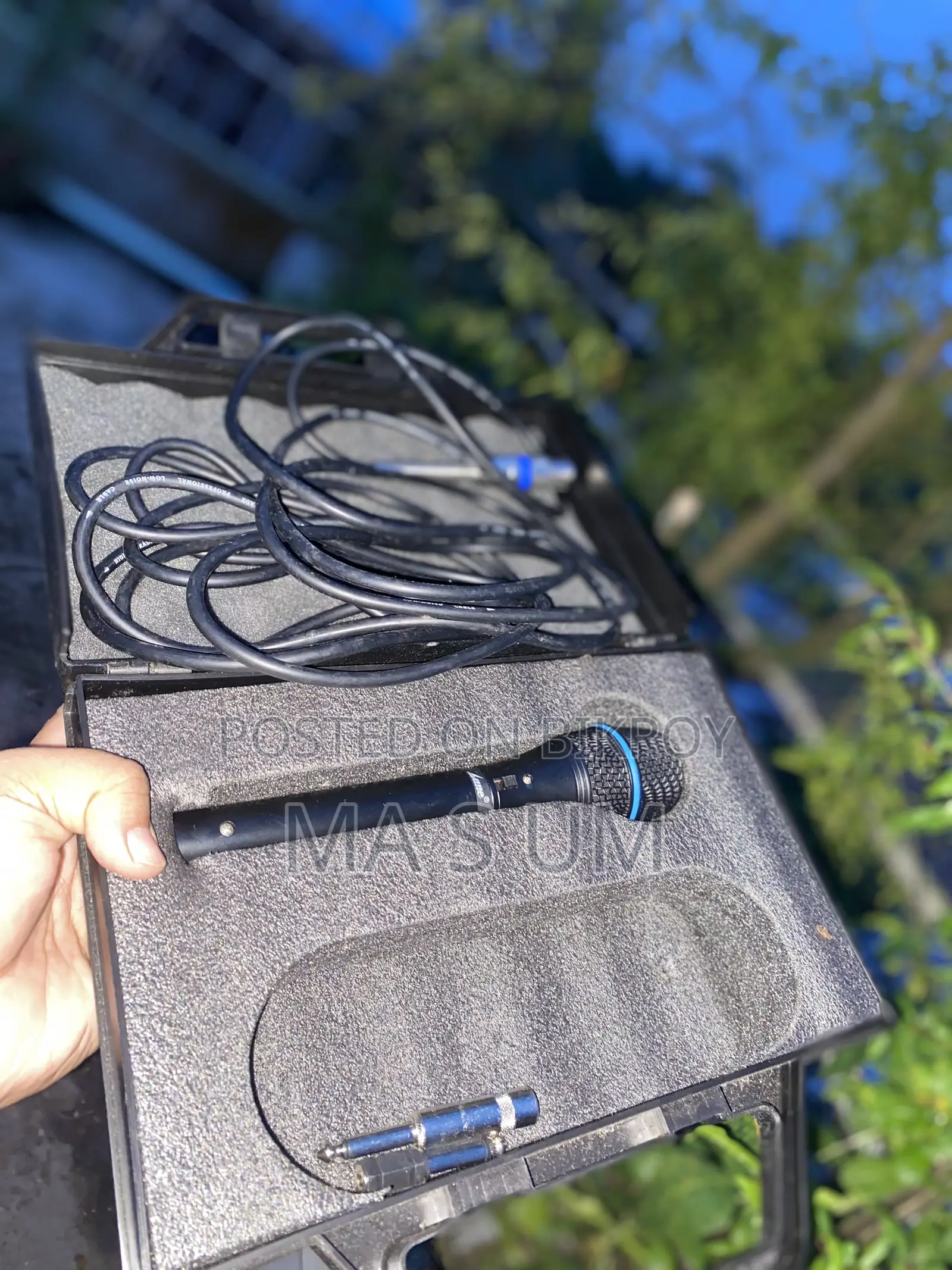 Dynamic Handheld Microphone