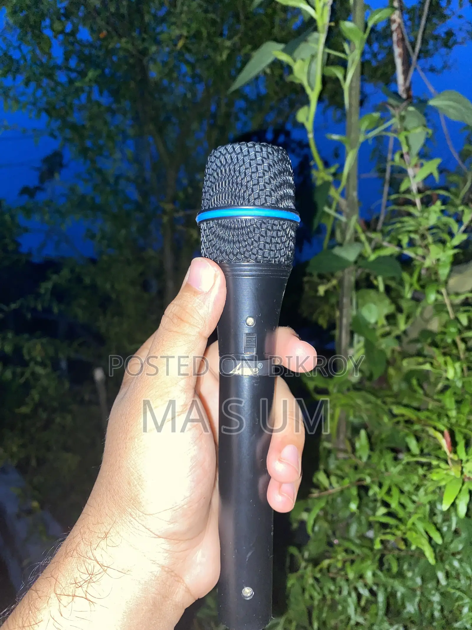 Dynamic Handheld Microphone