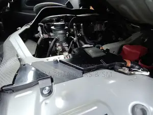 টয়োটা হাইএচ ২০২১ সিলভার