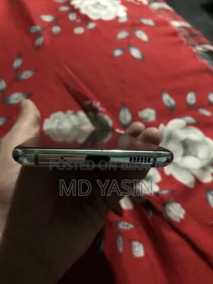 স্যামসাং গ্যালাক্সি এস২০ ১২৮ জিবি সাদা