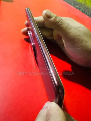 ভিভো ভি৫০ ২৫৬ জিবি রেড