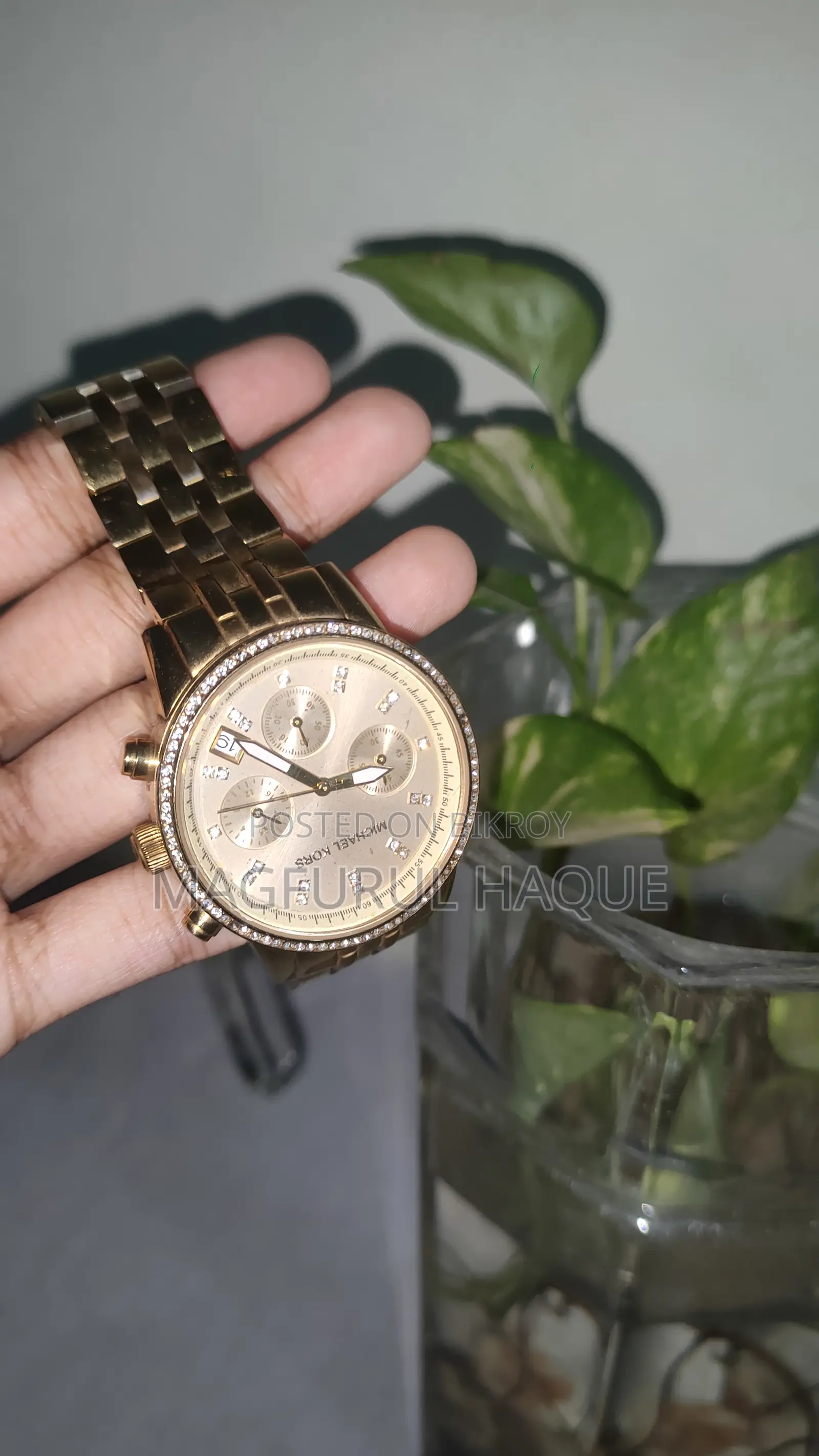 Michael Kors Ritz MK5698 Gold Chronograph Watch (Negotiable)