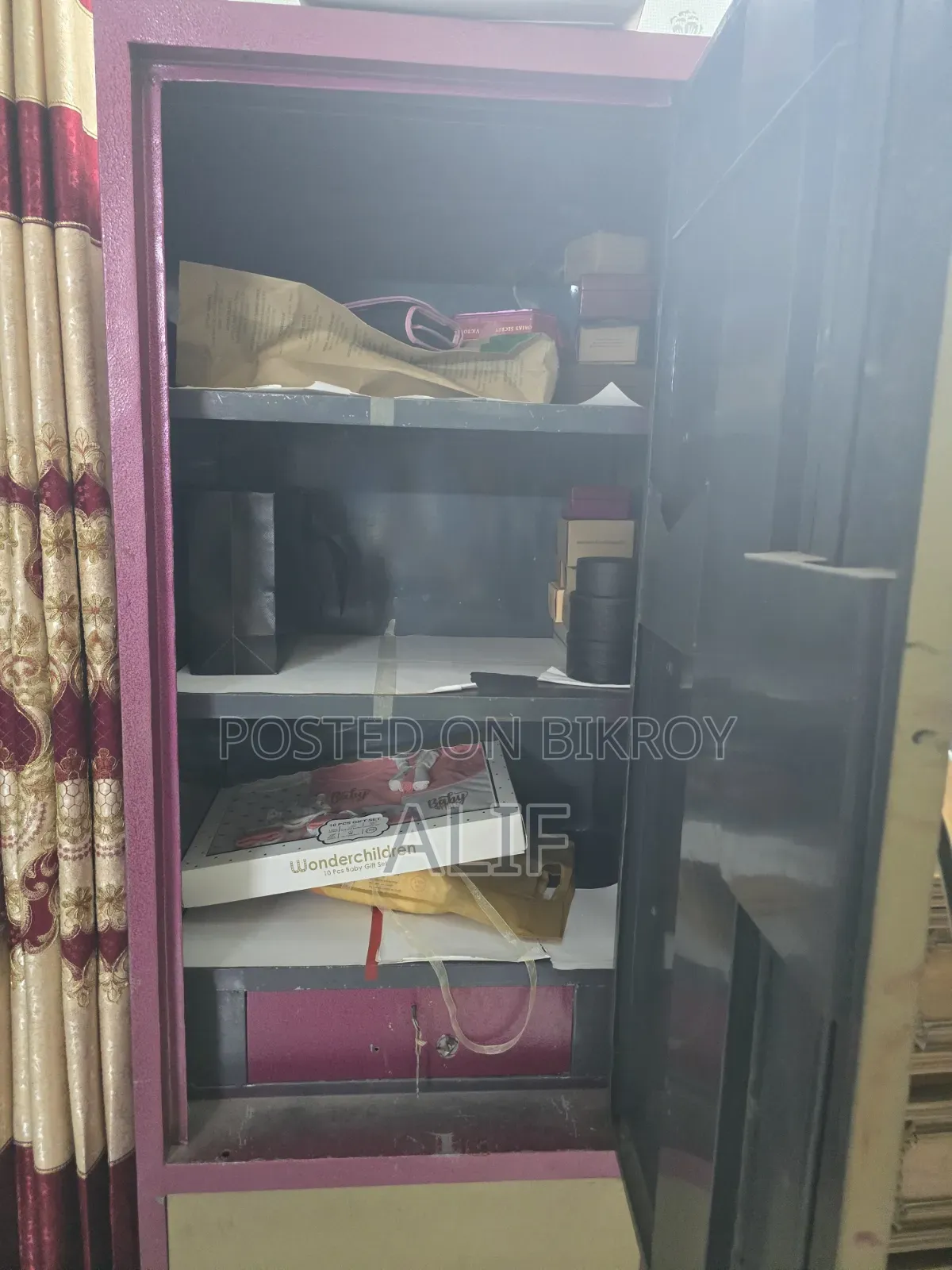 Single Steel Almirah