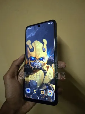 Tecno Spark 30 128 GB Yellow