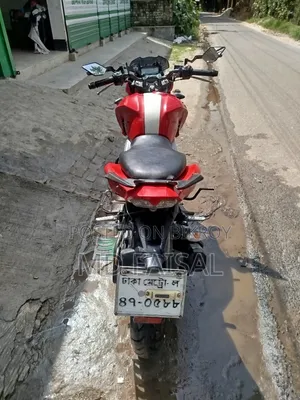 টিভিএস এপাচি ১৬০ ৪ভি ২০২০ লাল