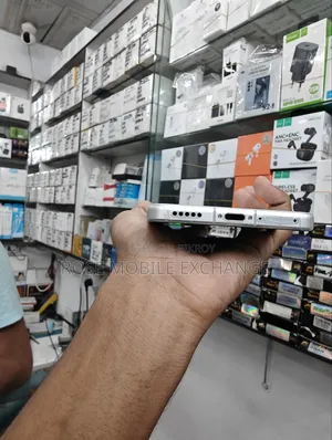 ওয়ানপ্লাস ২৫৬ জিবি