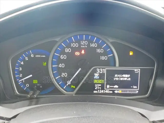 Toyota Corolla Fielder 1.5 Hybrid FWD 2021 Silver