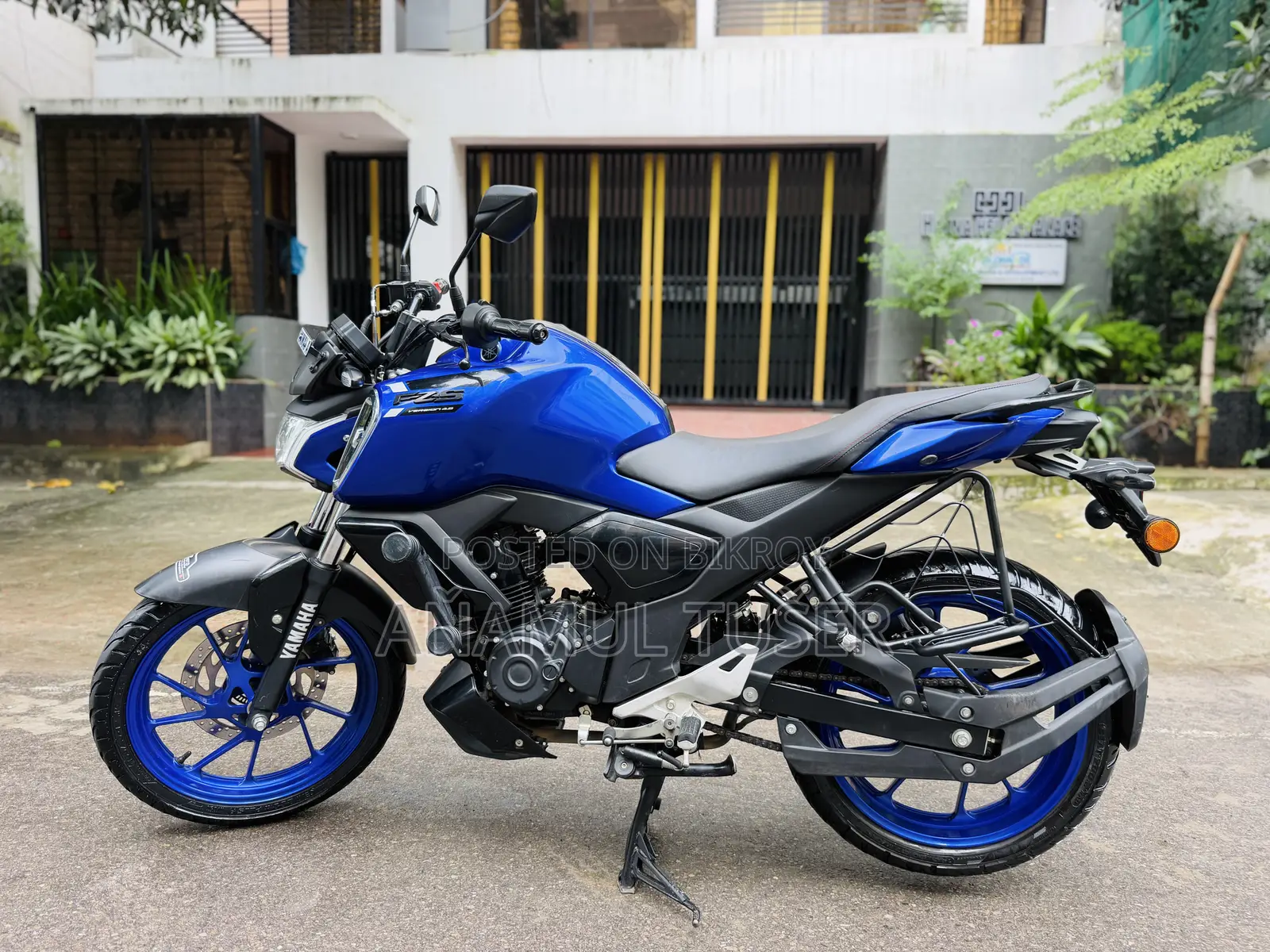 Yamaha FZ 2025 Blue