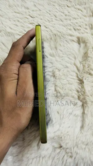 মোটোরোলা মোটো জি৮৬ পাওয়ার ৫জি ১২৮ জিবি ইয়েলো