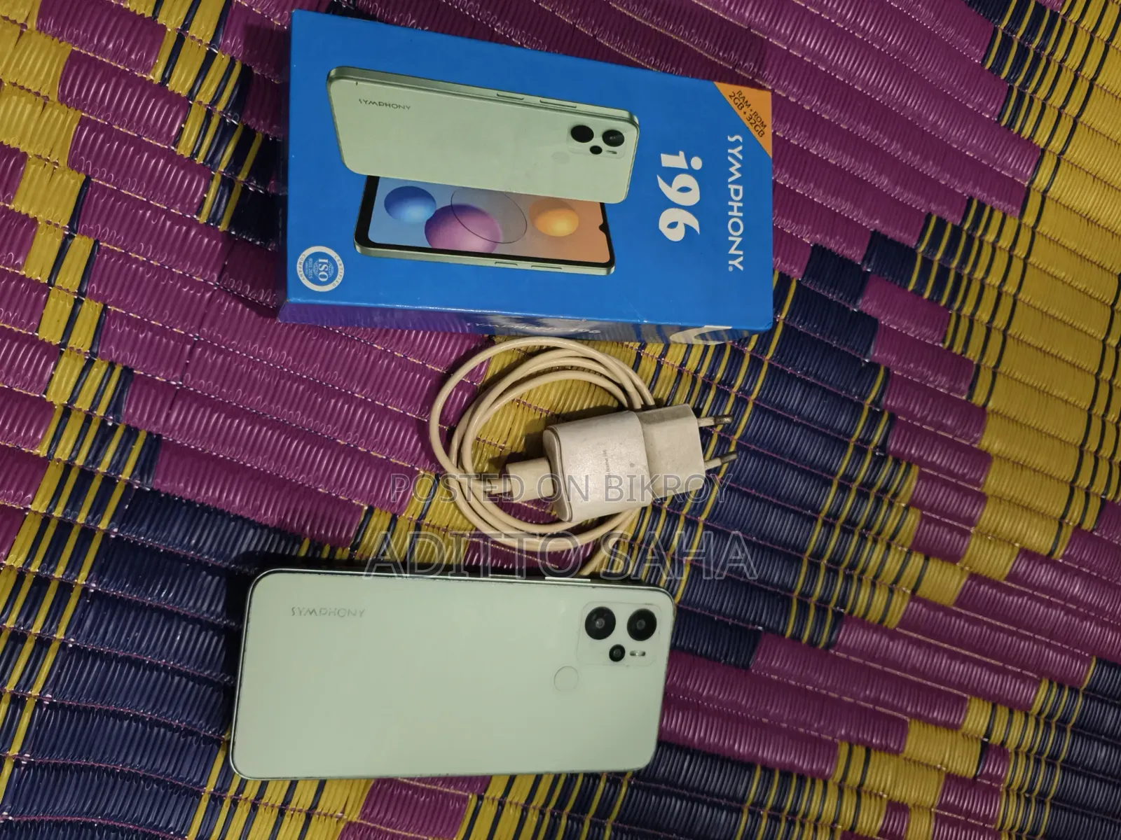 Symphony I96 32 GB White