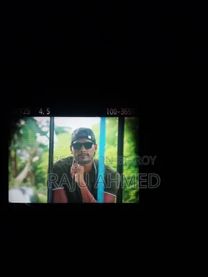 Canon 1300D