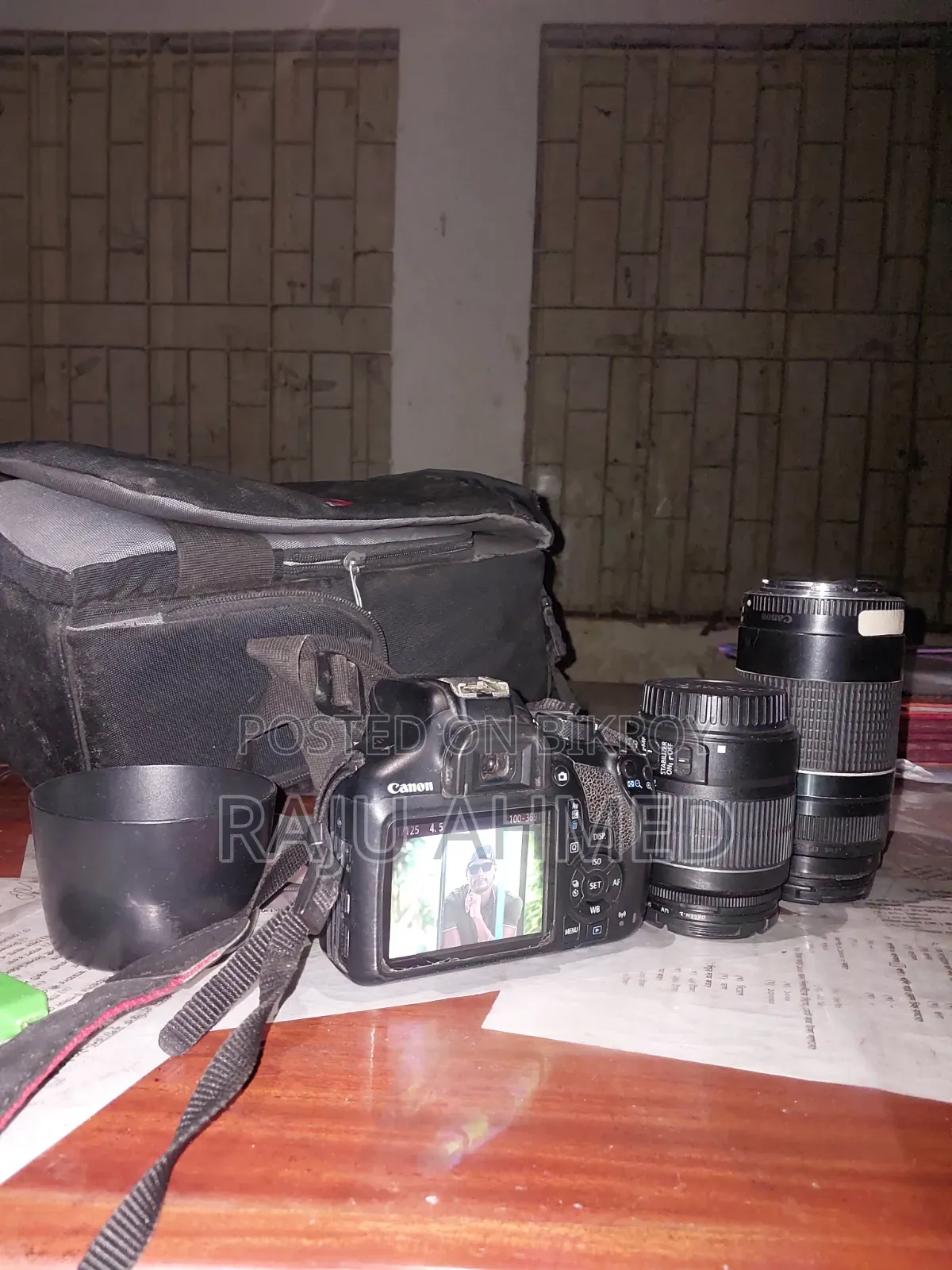 Canon 1300D