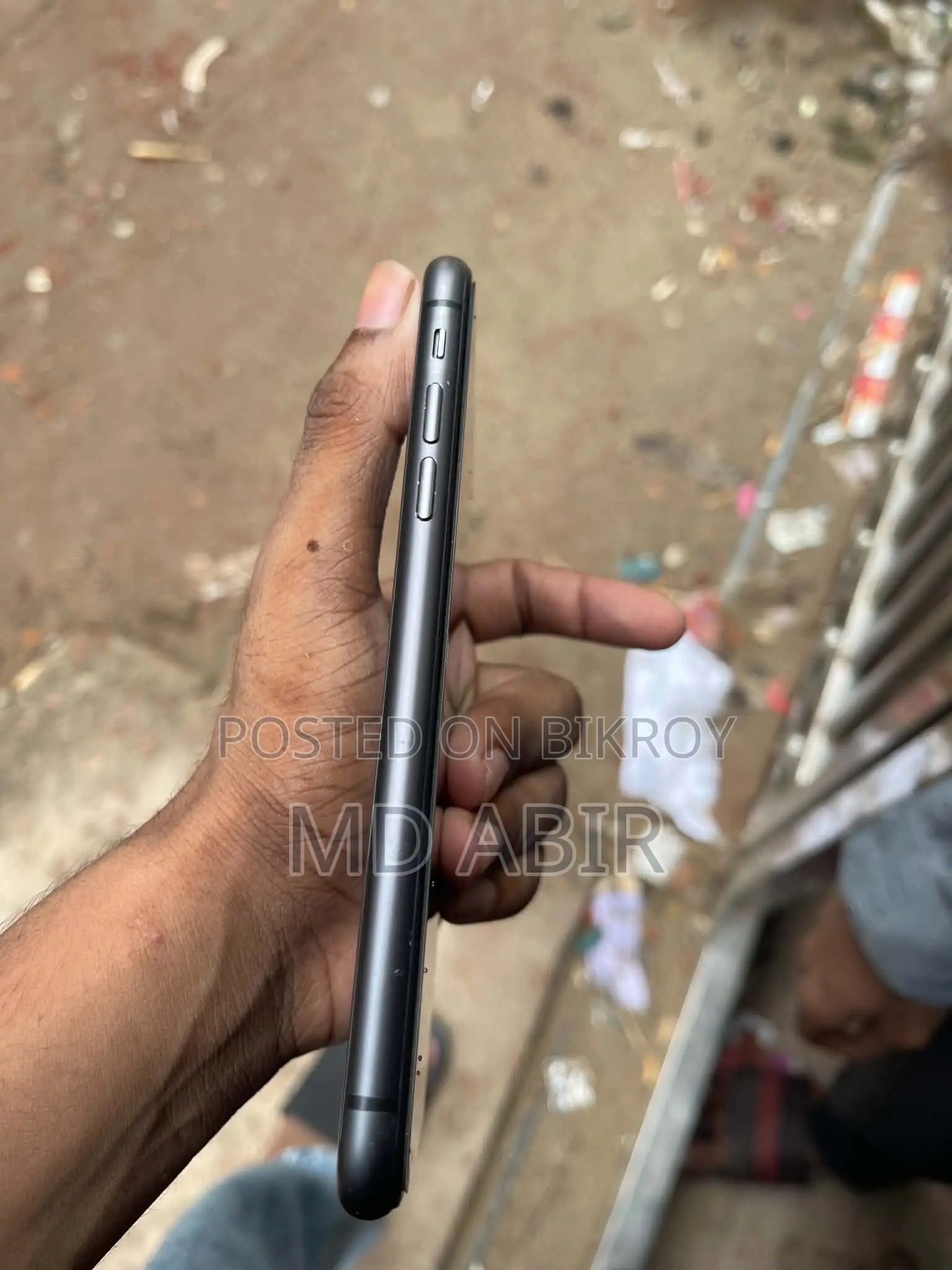 অ্যাপল আইফোন ১১ ১২৮ জিবি ব্ল্যাক