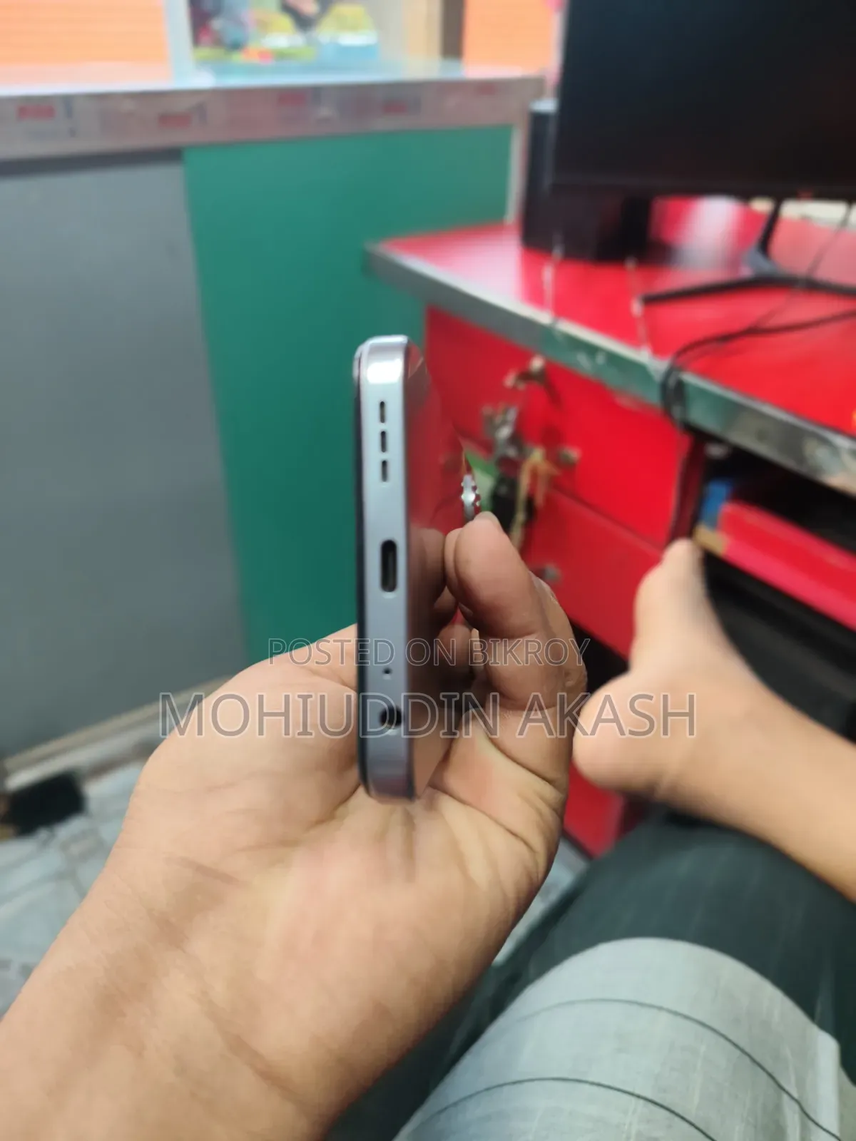 New Tecno Spark Go 64 GB Gold